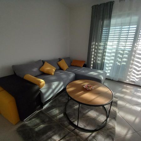 Apartman Nehaj Apartment เซนญ์ ภายนอก รูปภาพ